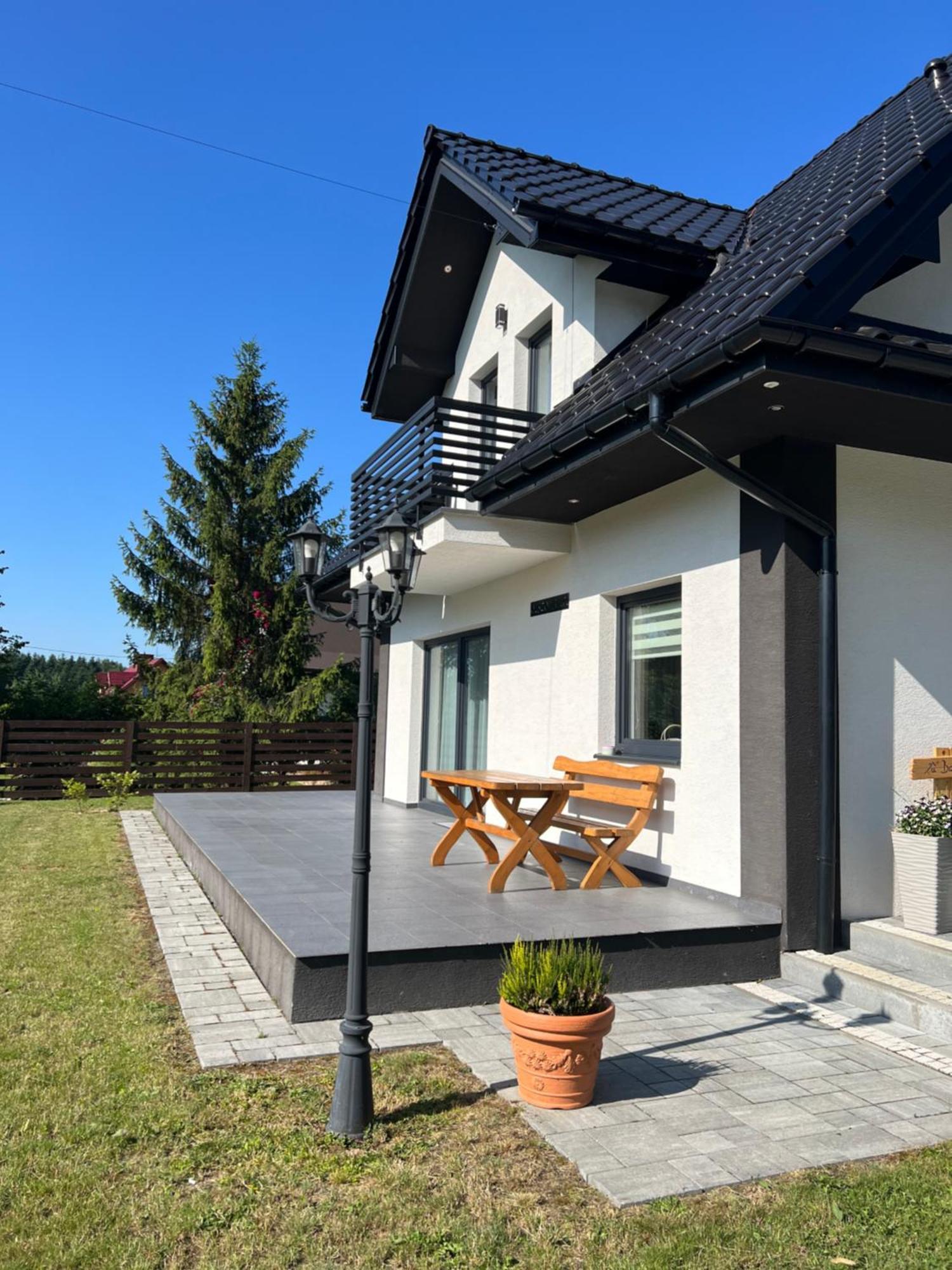 Dom Na Borowkowym Wzgorzu Daire Palesnica Dış mekan fotoğraf
